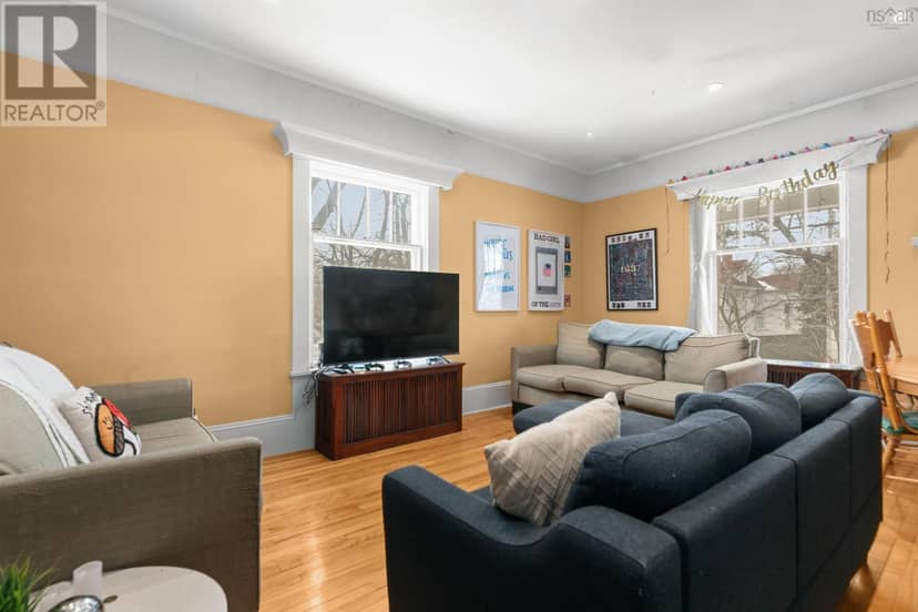 1645 Oxford Street, 1647 Oxford Street — photo 17 of 31