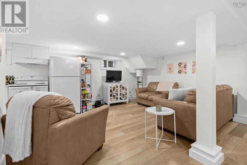 1645 Oxford Street, 1647 Oxford Street — photo 6 of 31