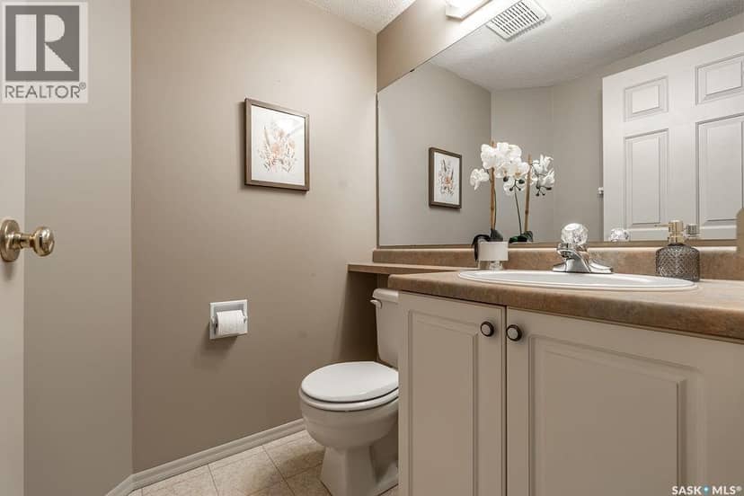 5 102 Willow Street — photo 14 of 36