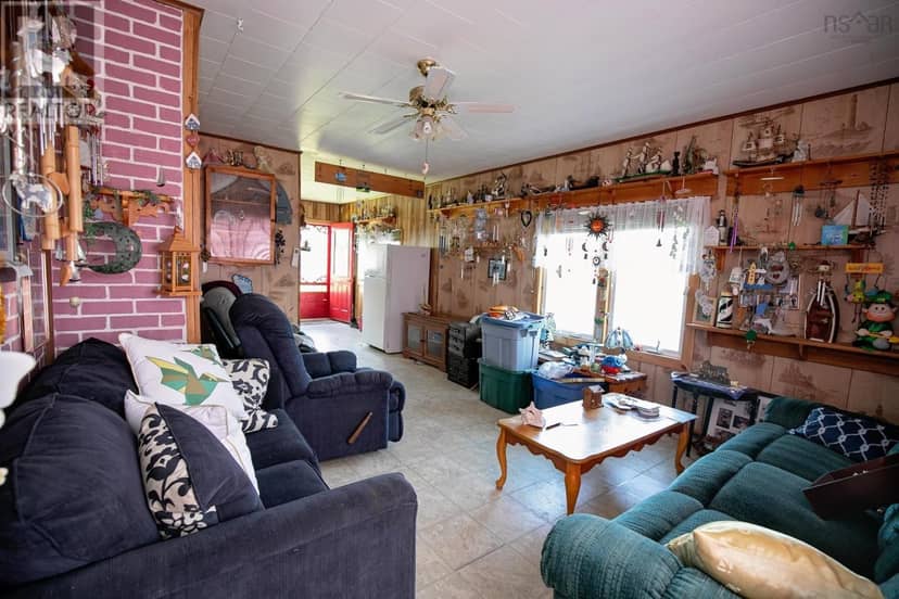 10 Hollis Lane — photo 19 of 24