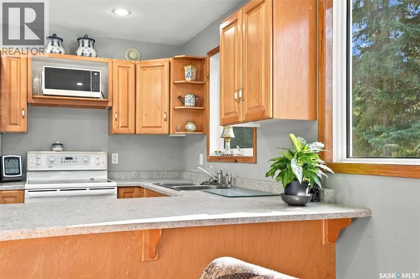 8 Lakeview DRIVE — photo 10 of 40