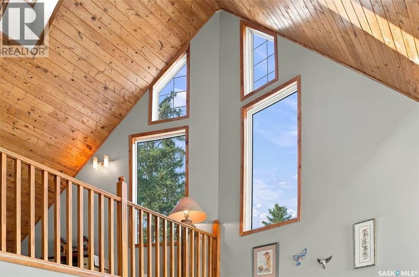8 Lakeview DRIVE — photo 31 of 40