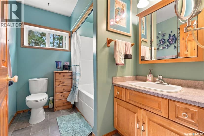 8 Lakeview DRIVE — photo 27 of 40