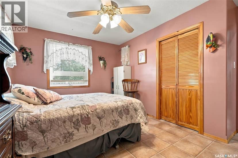 8 Lakeview DRIVE — photo 22 of 40