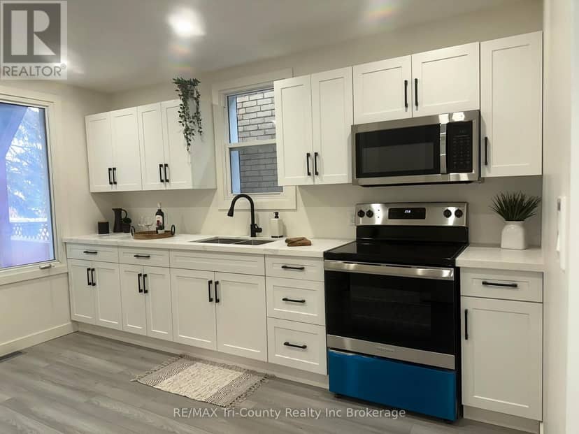 719 Elias Street — photo 4 of 35