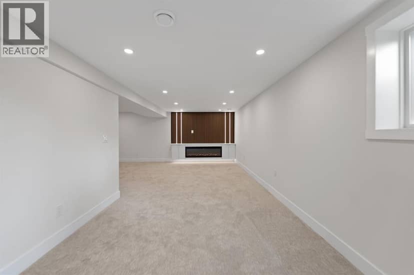 439 Arlington Drive SE — photo 38 of 40