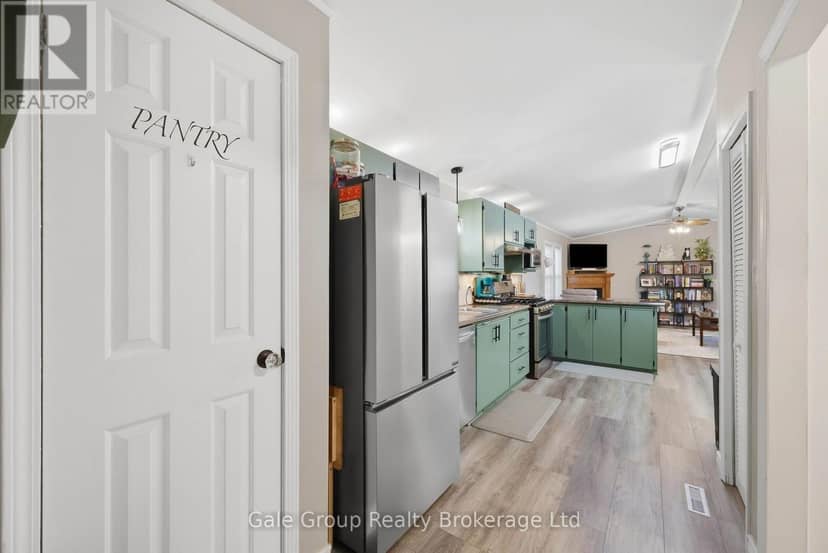 16 Grace Court — photo 21 of 40