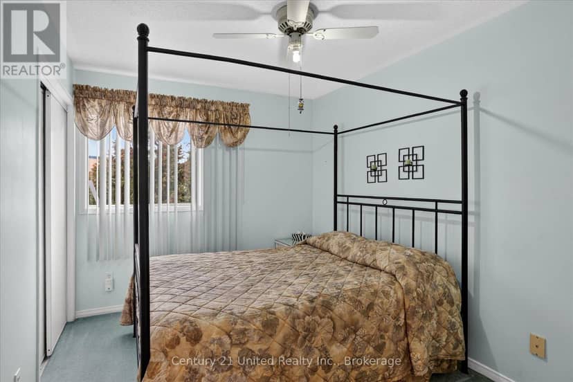 1392 Lillico Crescent — photo 30 of 40