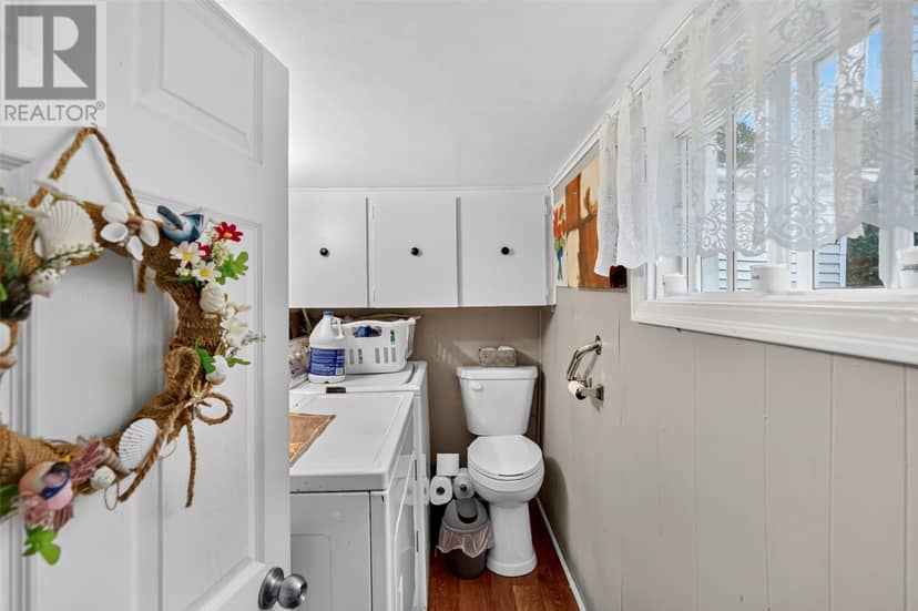 93 Coleys Point South Road — photo 15 of 24