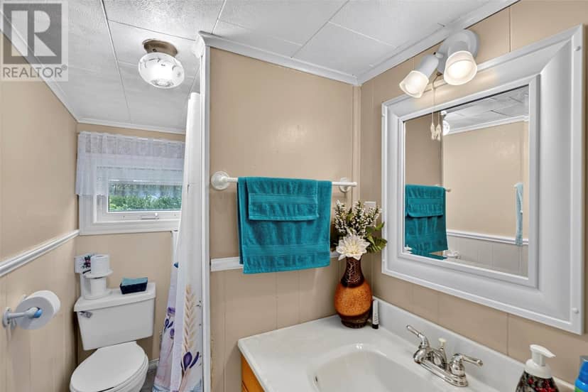 93 Coleys Point South Road — photo 24 of 24