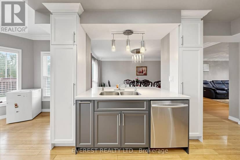 7 Tarlton Court — photo 13 of 40