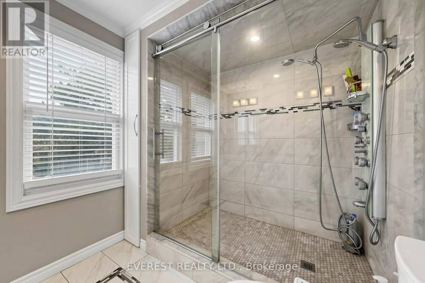 7 Tarlton Court — photo 24 of 40
