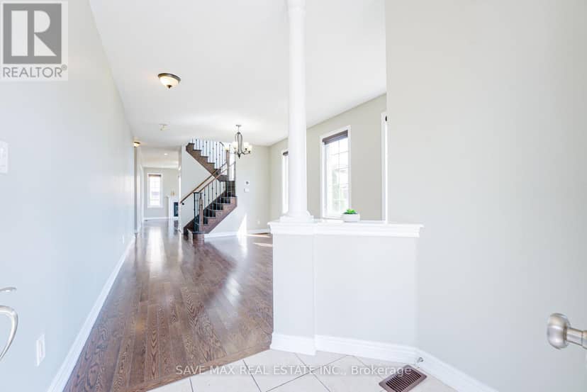 7 Egerton Street, Brampton, photo 6