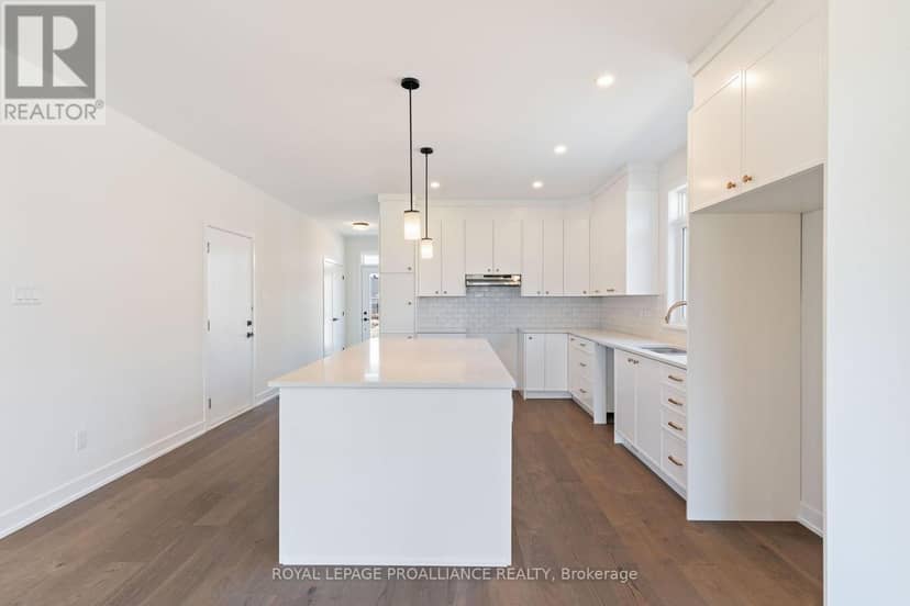 1054 Turner Drive — photo 14 of 40