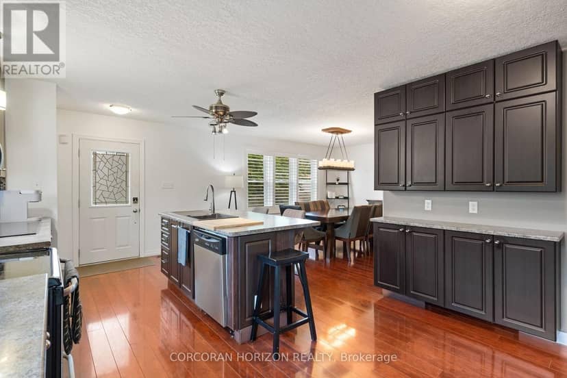 63 Cedarhill Crescent — photo 11 of 40