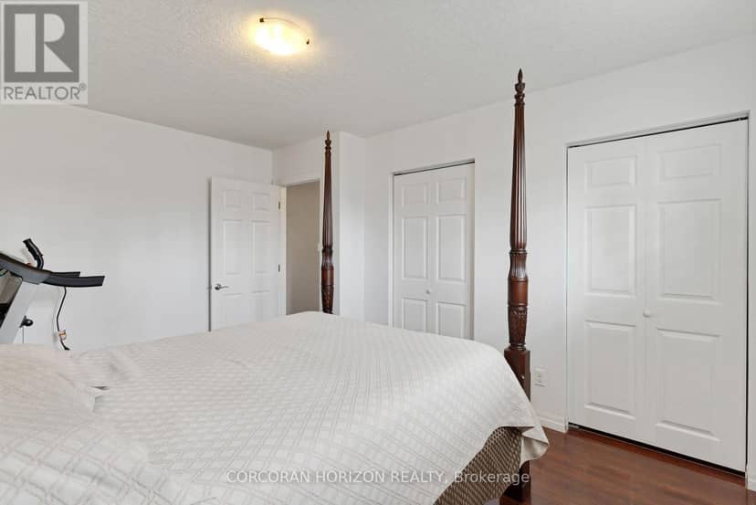 63 Cedarhill Crescent — photo 18 of 40