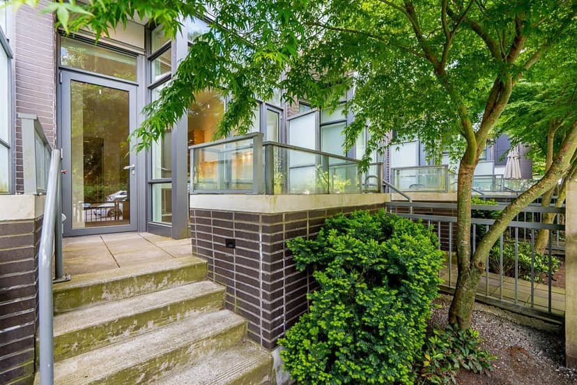TH103 13438 CENTRAL AVENUE, Surrey