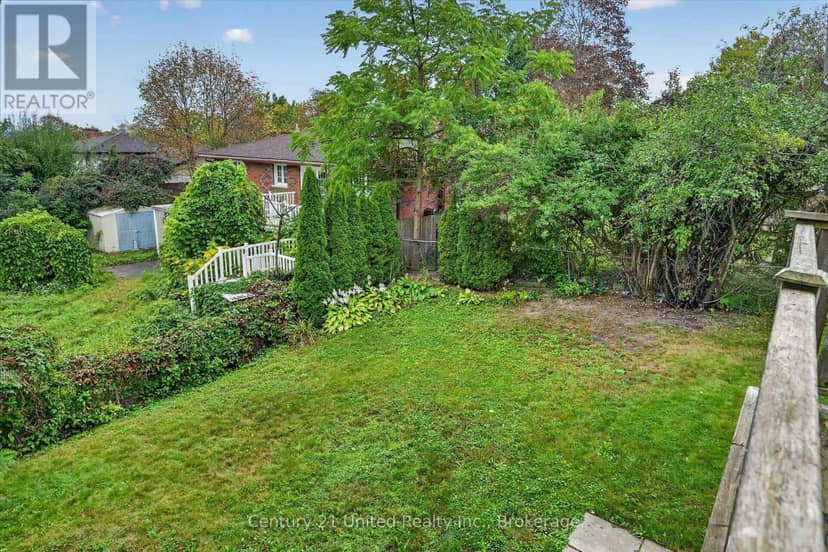 537 Montcalm Drive — photo 16 of 40