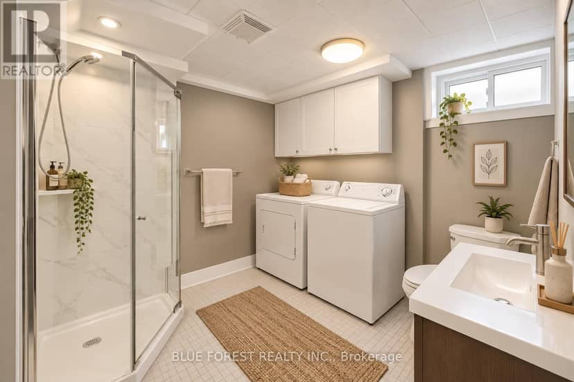 1688 Trafalgar Street — photo 17 of 40