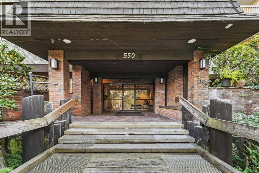 212 550 E 6TH AVENUE, Vancouver