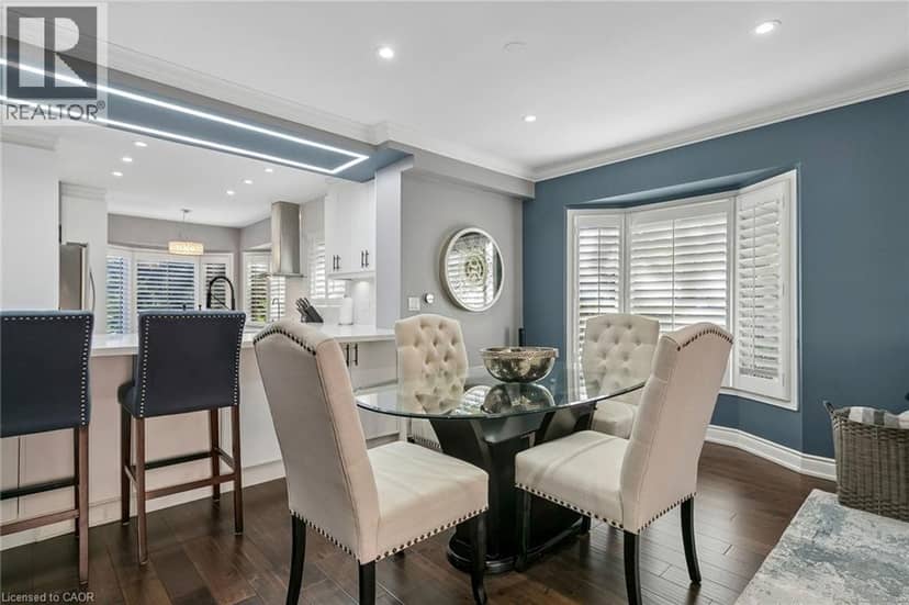 73 WINDHAVEN Place — photo 15 of 40
