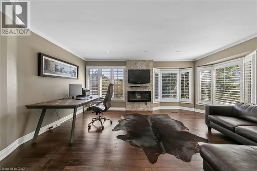 73 WINDHAVEN Place — photo 21 of 40