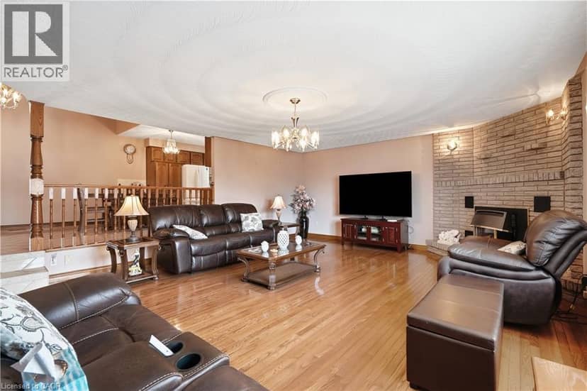 7 VINEHILL Drive — photo 10 of 40