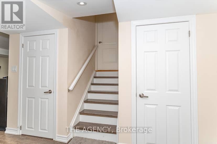 54 Thames Drive — photo 16 of 38