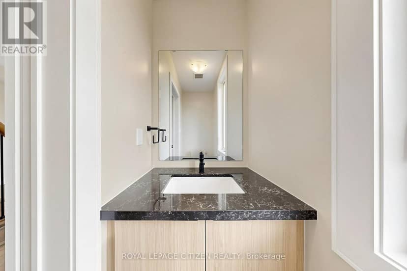 26 Wakely Crescent — photo 18 of 40