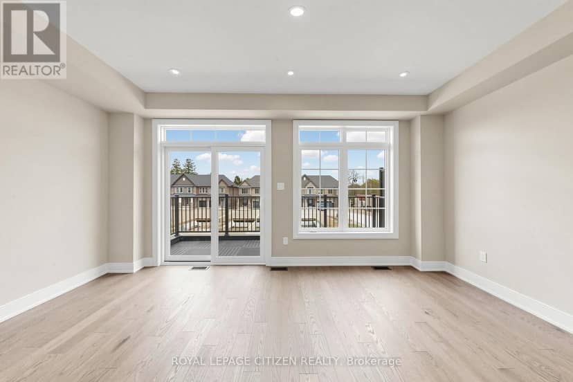26 Wakely Crescent — photo 9 of 40