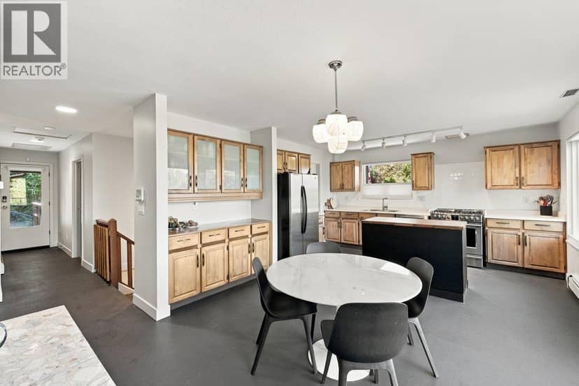 330 N GAMMA AVENUE, Burnaby, photo 6