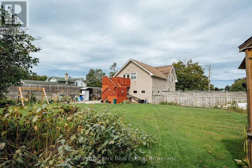 49 Queen Street E — photo 7 of 39