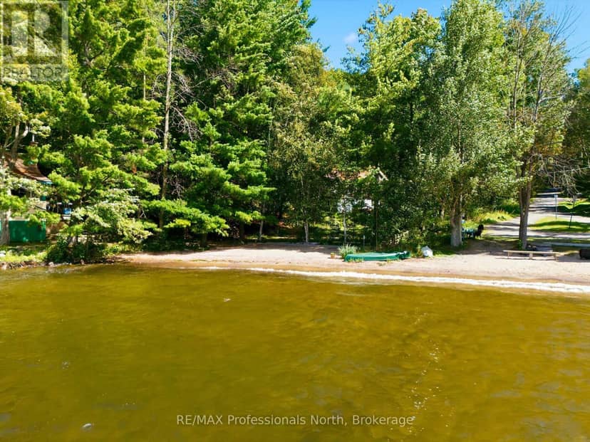 1037 Strawberry Bay Road — photo 40 of 40