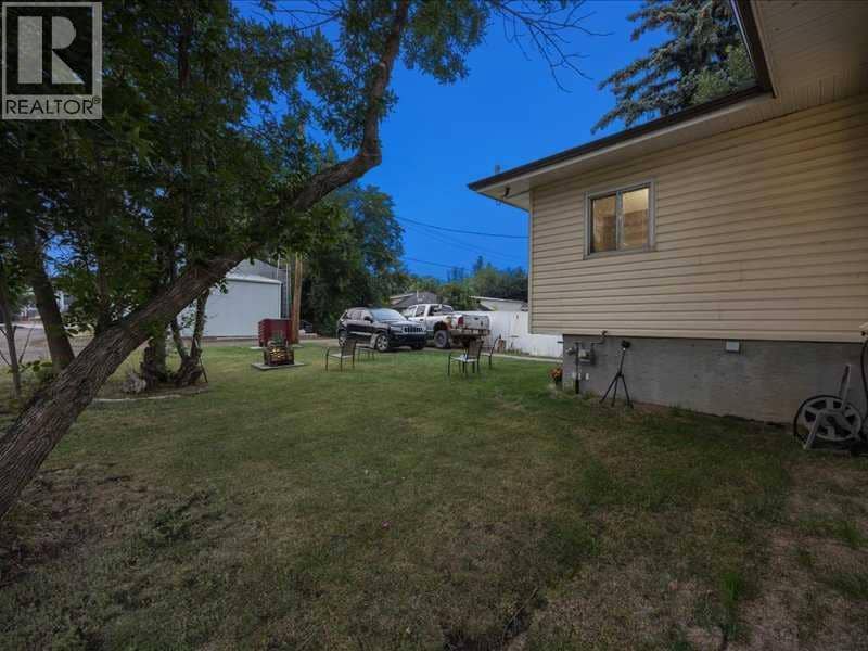 110 RAILWAY Avenue — photo 28 of 31