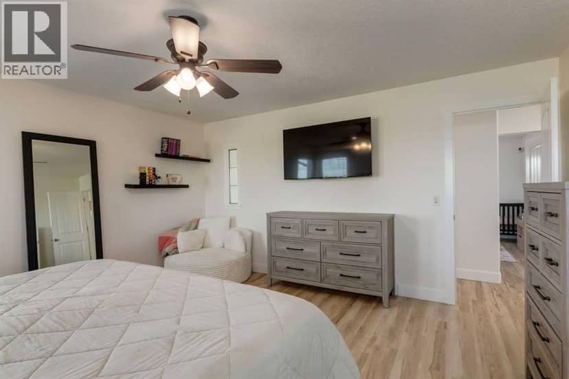 156 CAMDEN Court — photo 21 of 40