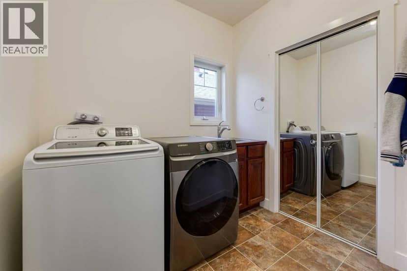 156 CAMDEN Court — photo 17 of 40