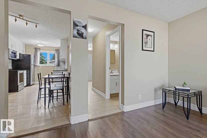 11317 22 AV NW, Edmonton, photo 7