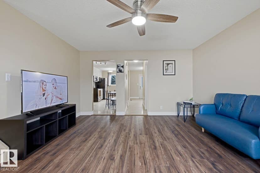 11317 22 AV NW, Edmonton, photo 3