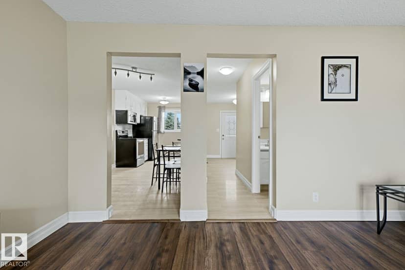 11317 22 AV NW, Edmonton, photo 8