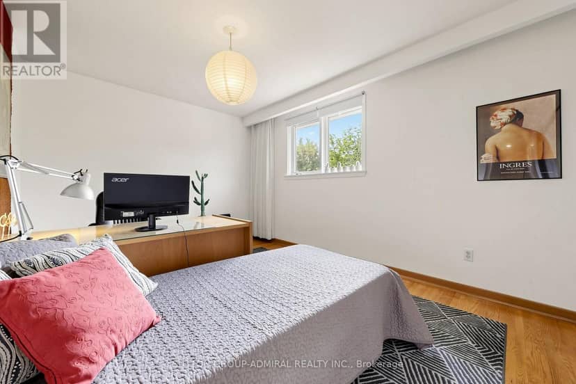 27 Warlingham Court — photo 13 of 40