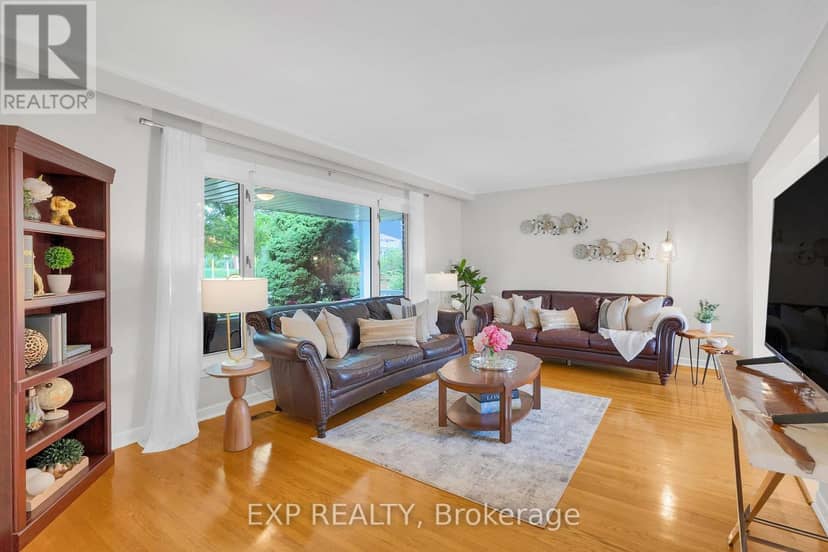 182 Derrydown Road, Toronto