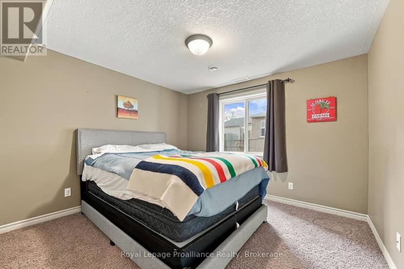 273 Avondale Road — photo 32 of 40