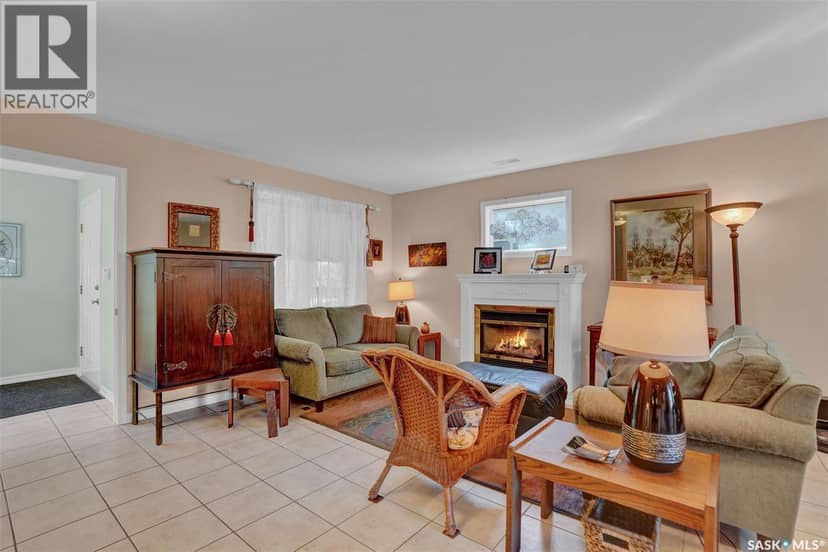 2124 Princess STREET — photo 11 of 40