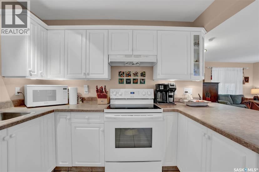 2124 Princess STREET — photo 15 of 40