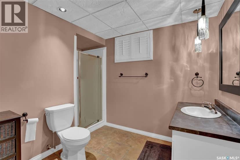 2124 Princess STREET — photo 35 of 40