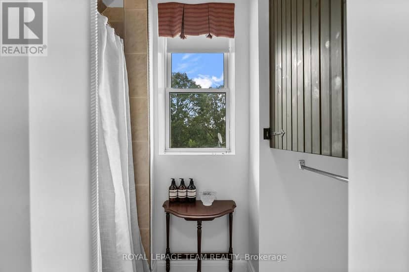 105 Halliday Creek Road — photo 27 of 36