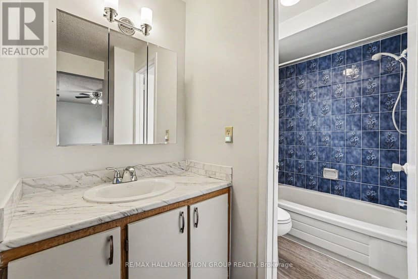 420 Cloverheath Crescent — photo 18 of 23
