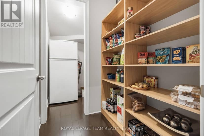 1419 Balmoral Drive — photo 14 of 40