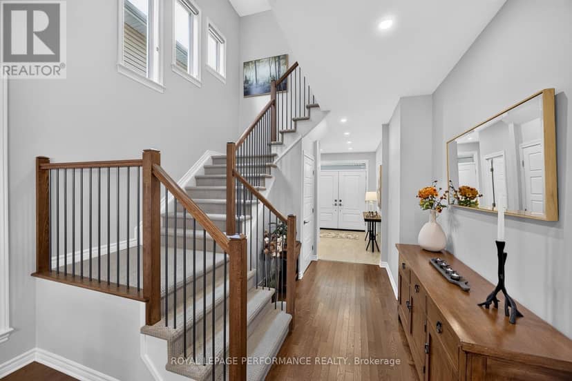 488 Famille Laporte Avenue — photo 10 of 40