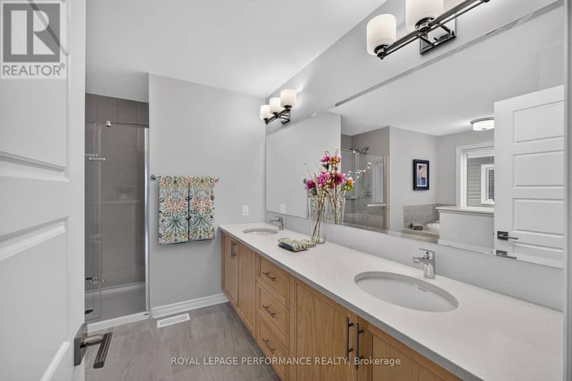 488 Famille Laporte Avenue — photo 29 of 40